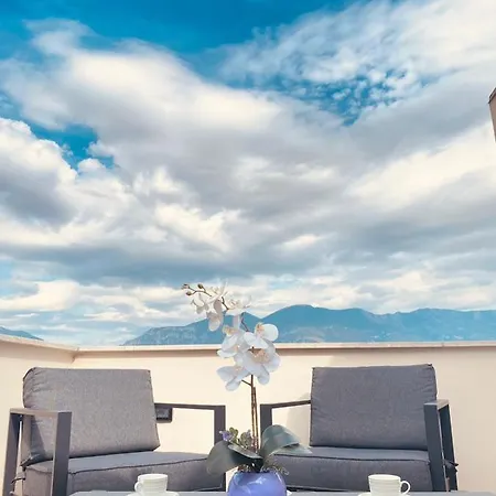 Rooftop Sunset View Διαμέρισμα Τίρανα