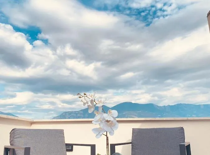 Rooftop Sunset View Apartment Tirana